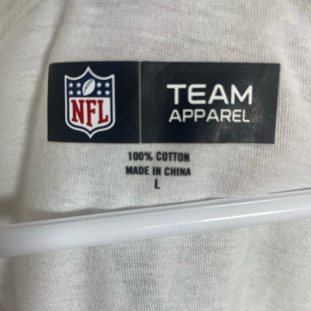 NWT New Era Green Bay Packers NFL T-Shirt V-Neck Ombre size L Green White - Picture 5 of 5